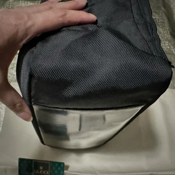 Authentic Vintage Gucci Black Bag with Bamboo Accent handbag - Picture 12 of 17